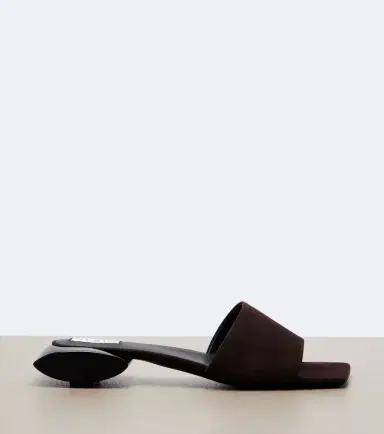 Alaïa Alaïa Ellipse suede mules | Thumbnail 3 Alaïa Alaïa Ellipse suede mules | Thumbnail 3