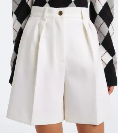 Max Mara Pleated wool-blend Bermuda shorts | Thumbnail 4