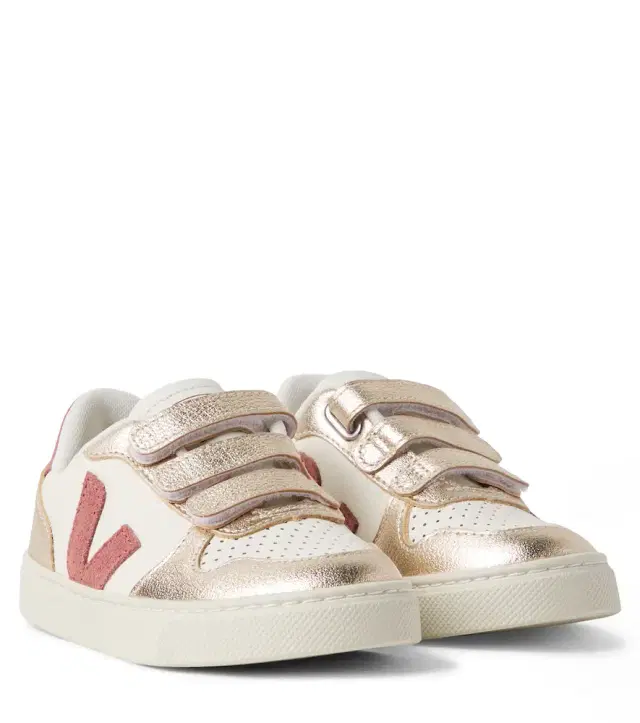 V-90 leather sneakers