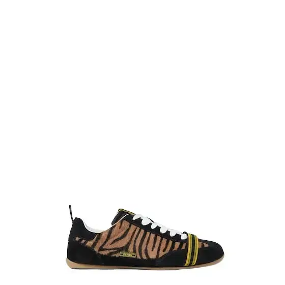Fendi Soft for total freedom of movement, the Wrap lace-up