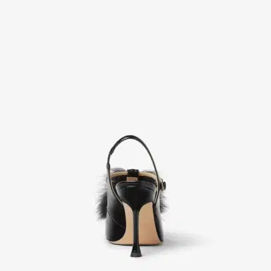 Fendi Inspired by the allure of film noir's femmes fatales | Thumbnail 3