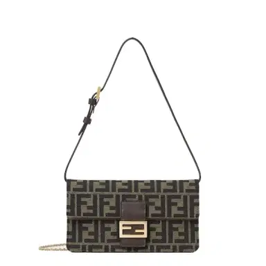 Fendi Tube Wallet On Chain | Thumbnail 1