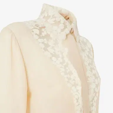 Fendi The lightweight georgette of this slim-fit shirt is | Thumbnail 3