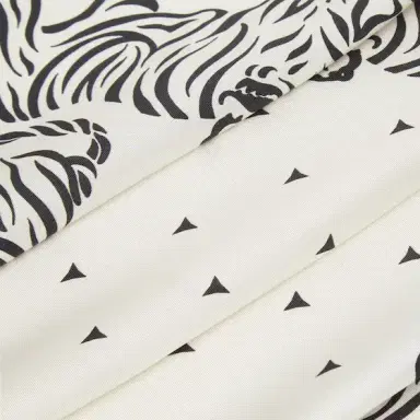 Fendi Square foulard with an archive Tiger motif printed with | Thumbnail 2 Fendi Square foulard with an archive Tiger motif printed with | Thumbnail 2