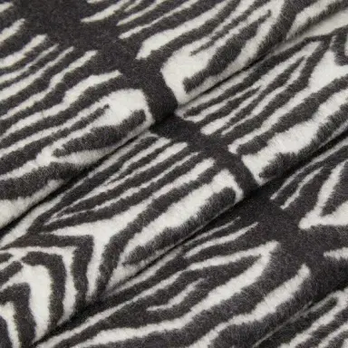 Fendi Rectangular double-sided scarf with an all-over archive | Thumbnail 2 Fendi Rectangular double-sided scarf with an all-over archive | Thumbnail 2