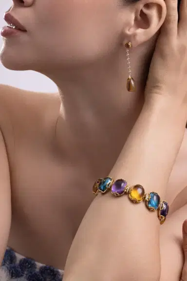 GOSHWARA London Blue Topaz Amethyst Diamond Cushion G-One Bracelet | Thumbnail 3