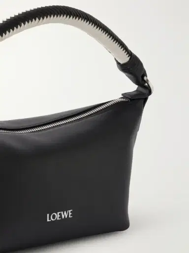 Loewe Cala Leather Shoulder Bag | Thumbnail 5