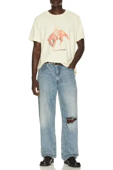 Levi's Relaxed Fit Tee | Thumbnail 3