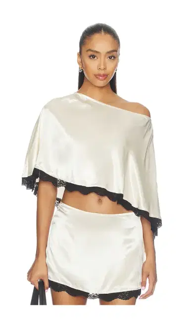 SNDYS Zaley Poncho Top | Thumbnail 1