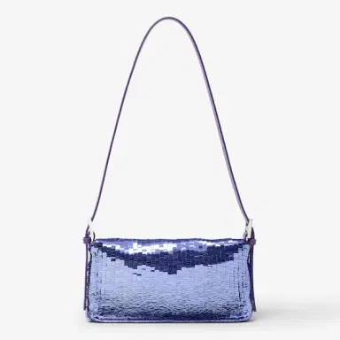 Fendi Since its debut in 1997, it has become a brand icon, now | Thumbnail 6 Fendi Since its debut in 1997, it has become a brand icon, now | Thumbnail 6