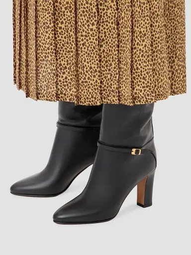 Valentino Garavani Women's Pattie Calfskin 100MM Boots - Black - Size 11.5 | Thumbnail 7 Valentino Garavani Women's Pattie Calfskin 100MM Boots - Black - Size 11.5 | Thumbnail 7
