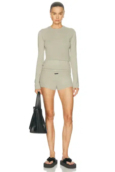 Fear of God ESSENTIALS Running Short | Thumbnail 5