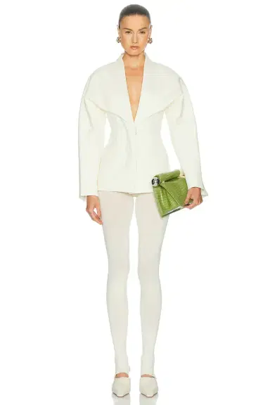 Jacquemus La Veste Chale | Thumbnail 4 Jacquemus La Veste Chale | Thumbnail 4