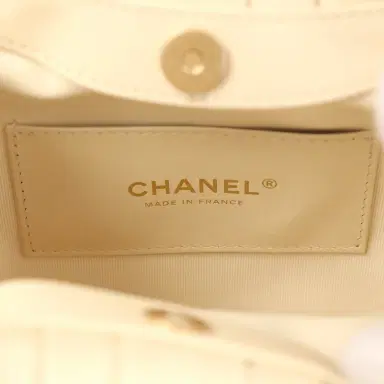 Chanel Chanel Small Pouch Light Beige Calfskin Tortoiseshell Hardware | Thumbnail 8