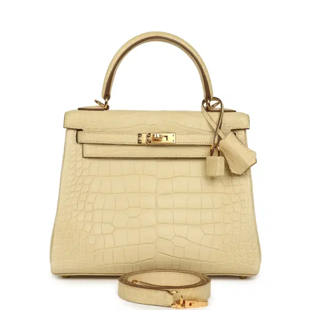 HERMÈS Hermes Kelly Retourne 25 Vanille Matte Alligator Gold Hardware