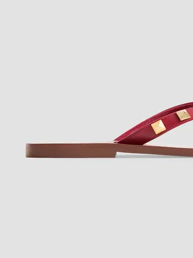 Valentino Garavani Women's Rockstud Calfskin 05MM Thong Sandals | Thumbnail 6
