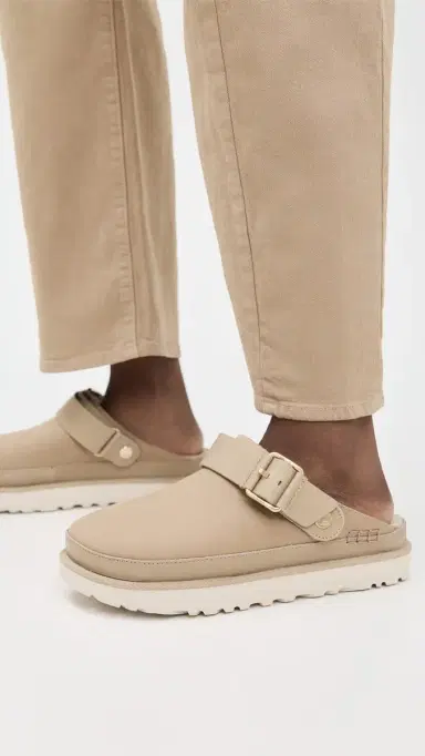 UGG Goldenstar Villa Clogs | Thumbnail 3