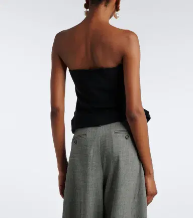 Magda Butrym Floral-appliqué wool-blend top | Thumbnail 2 Magda Butrym Floral-appliqué wool-blend top | Thumbnail 2