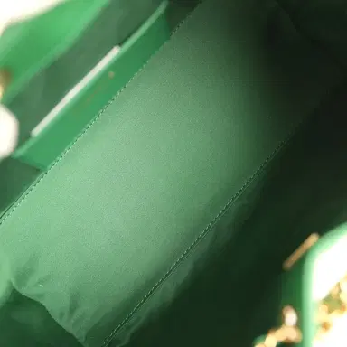 Chanel Chanel Small 25 Hobo Bag Green Caviar Gold Hardware | Thumbnail 8