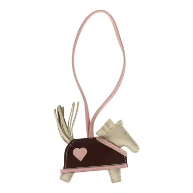 HERMÈS Hermes Rodeo Robeo Coeur Charm PM Craie, Rose Sakura & Terre Milo Lambskin | Thumbnail 2