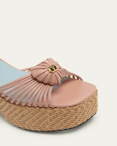 Valentino Garavani 80mm Coeur Royal VLogo Leather Platform Sandals | Thumbnail 5 Valentino Garavani 80mm Coeur Royal VLogo Leather Platform Sandals | Thumbnail 5