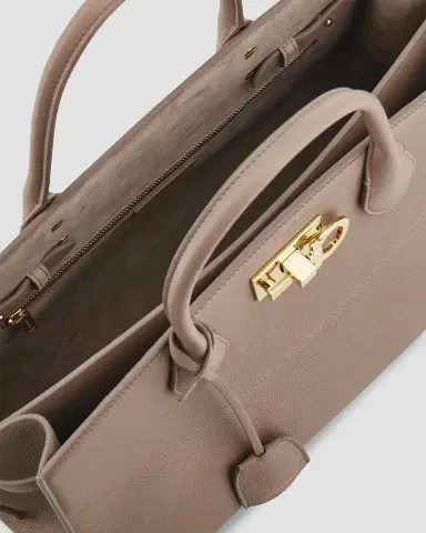Ferragamo New Ferragamo Studio Soft Large Leather Top Handle Bag | Thumbnail 4 Ferragamo New Ferragamo Studio Soft Large Leather Top Handle Bag | Thumbnail 4