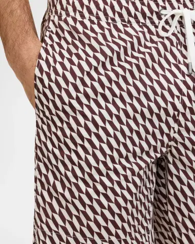 Onia Men 's Charles 7 Geometric Swim Trunks | Thumbnail 5