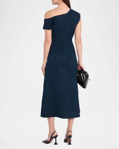 LOVEBIRDS Mavi One-Shoulder Crinkled Floral Midi Dress | Thumbnail 3