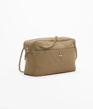 Chanel Maxi Camera Case | Thumbnail 2
