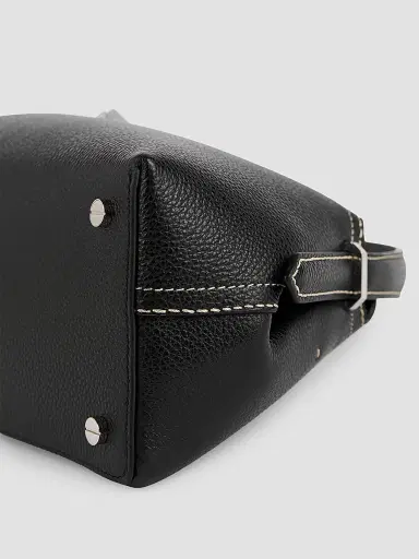 TOTEME Women's T-Lock Grain Leather Shoulder Bag | Thumbnail 6 TOTEME Women's T-Lock Grain Leather Shoulder Bag | Thumbnail 6