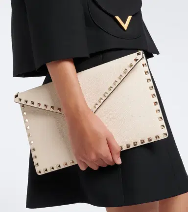Valentino Garavani Rockstud Large leather pouch | Thumbnail 6 Valentino Garavani Rockstud Large leather pouch | Thumbnail 6