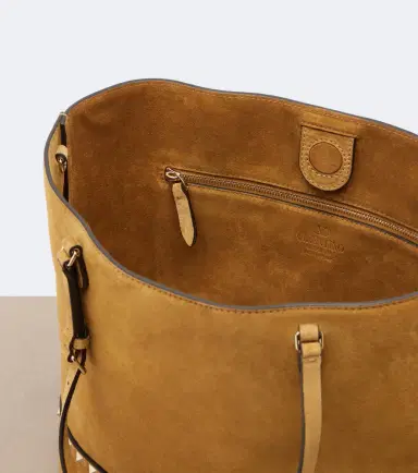 Valentino Garavani Rockstud Medium suede tote bag | Thumbnail 2 Valentino Garavani Rockstud Medium suede tote bag | Thumbnail 2
