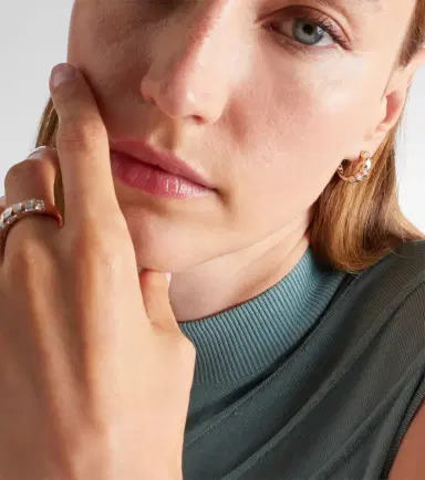 SHAY JEWELRY 18kt rose gold huggie earrings with diamonds | Thumbnail 4