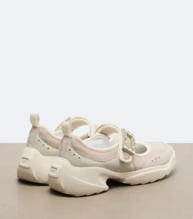 Roger Vivier Viv On The Run embellished sneakers | Thumbnail 2 Roger Vivier Viv On The Run embellished sneakers | Thumbnail 2
