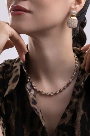 ARUNASHI Brown Diamond Pear Stepcut Necklace | Thumbnail 2 ARUNASHI Brown Diamond Pear Stepcut Necklace | Thumbnail 2