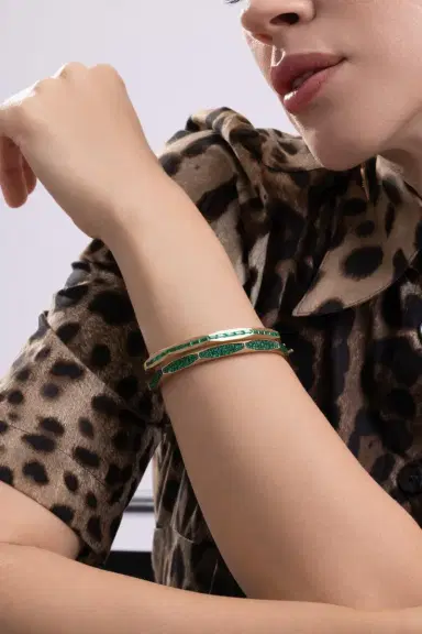 ARUNASHI Emerald Enigma Bangle Bracelet | Thumbnail 4