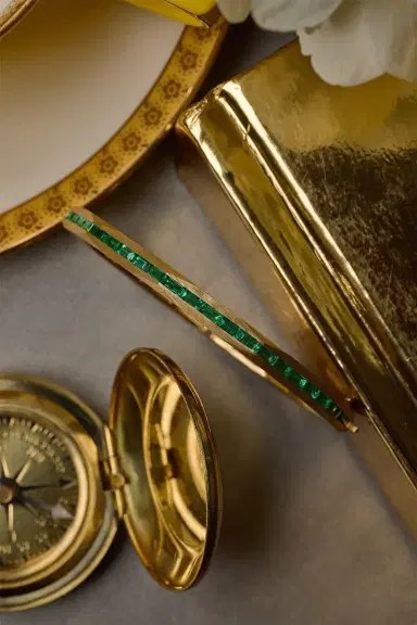 ARUNASHI Emerald Enigma Bangle Bracelet | Thumbnail 5