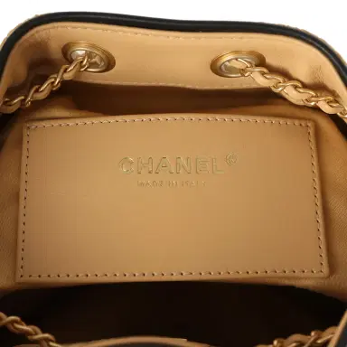 Chanel Chanel Mini 25 Hobo Bag Beige Raffia and Black Calfskin Antique Gold Hardware | Thumbnail 9 Chanel Chanel Mini 25 Hobo Bag Beige Raffia and Black Calfskin Antique Gold Hardware | Thumbnail 9