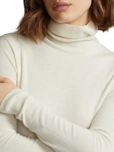 Polo Ralph Lauren Women's Cashmere Turtleneck Sweater - Cream | Thumbnail 4 Polo Ralph Lauren Women's Cashmere Turtleneck Sweater - Cream | Thumbnail 4
