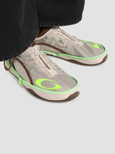 Balenciaga Men's Pocket Sneakers | Thumbnail 6 Balenciaga Men's Pocket Sneakers | Thumbnail 6