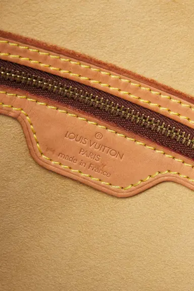 FWRD Renew Louis Vuitton Monogram Looping GM Shoulder Bag | Thumbnail 6 FWRD Renew Louis Vuitton Monogram Looping GM Shoulder Bag | Thumbnail 6