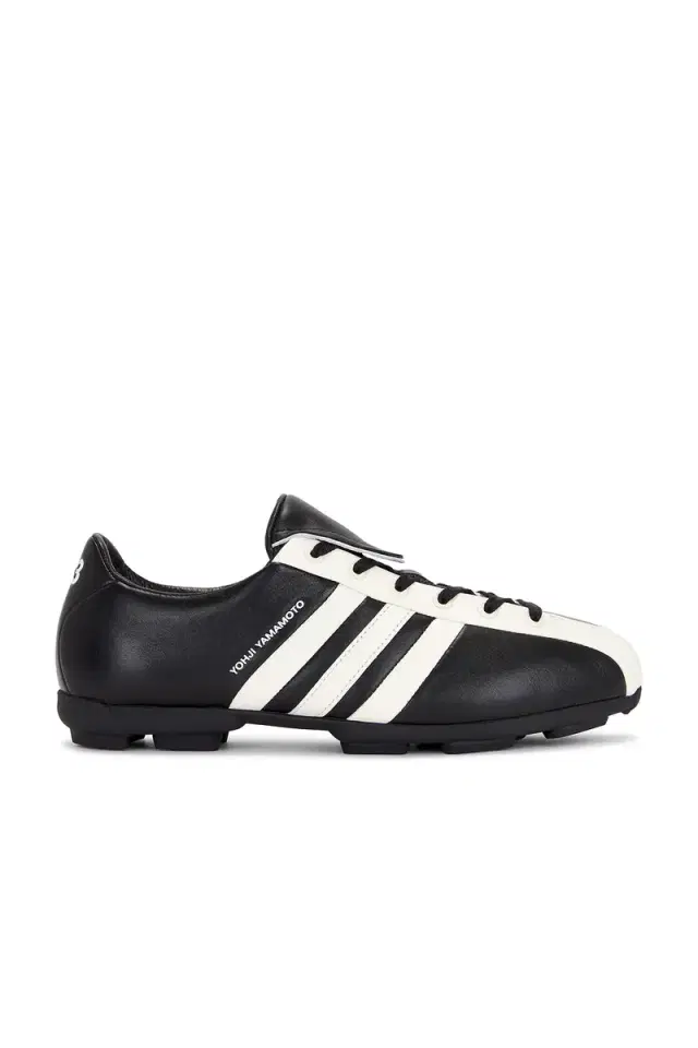 Field Sneaker