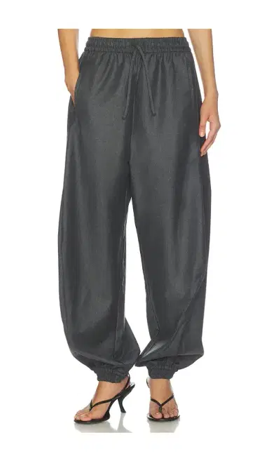 RÓHE Balloon Track Pants | Thumbnail 1