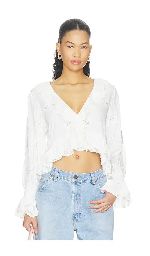 Alice + Olivia Alice + Olivia Skye Lace Applique V Neck Ruffle Cropped Blouse