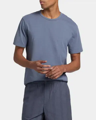 Vince Men 's Garment-Dyed Crewneck T-Shirt | Thumbnail 4