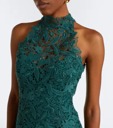 MONIQUE LHUILLIER Halterneck lace gown | Thumbnail 5