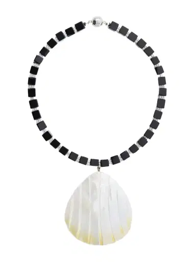 Julietta Oro Rhodium-plated, Shell And Onyx Necklace | Thumbnail 1