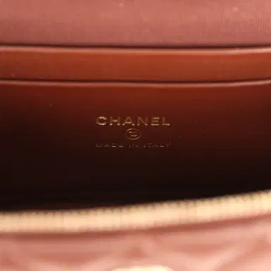 Chanel Chanel Top Handle Long Vanity Case with Chain Brown Lambskin Light Gold Hardware | Thumbnail 9 Chanel Chanel Top Handle Long Vanity Case with Chain Brown Lambskin Light Gold Hardware | Thumbnail 9