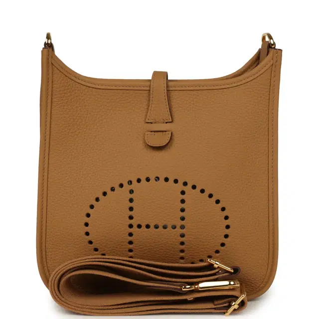 HERMÈS Hermes Evelyne III PM Biscuit Clemence Gold Hardware