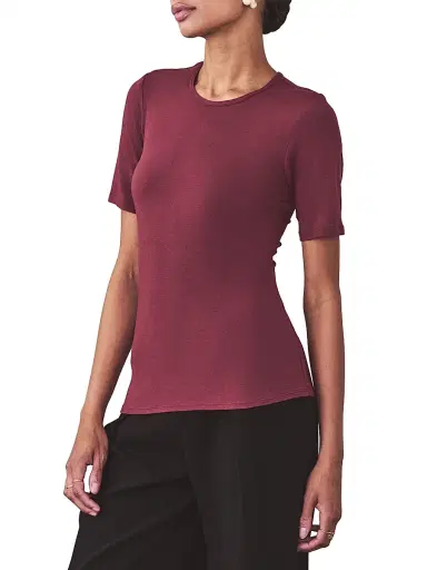 Artemis Diciero Women's Giselle Crewneck T-Shirt - Burgundy | Thumbnail 4 Artemis Diciero Women's Giselle Crewneck T-Shirt - Burgundy | Thumbnail 4
